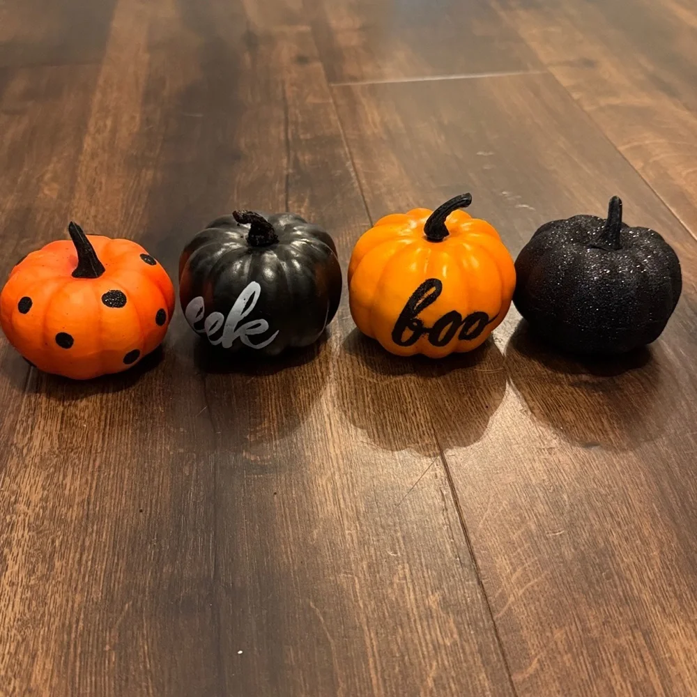 Set of Four Decorative Lightweight Halloween Pumpkins Eek and Boo